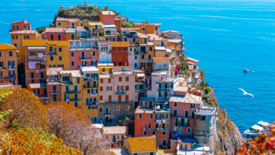 Stunning view of the beautiful and cozy village of Manarola in the Cinque Terre Reserve