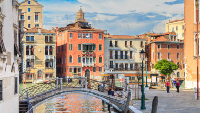 colorful buildings on the Rio de la Fornace canal in the Dorsoduro area.