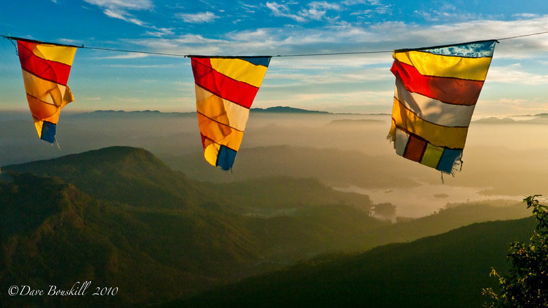 Besteige Adams Peak – die heilige Pilgerstätte Sri Lankas.