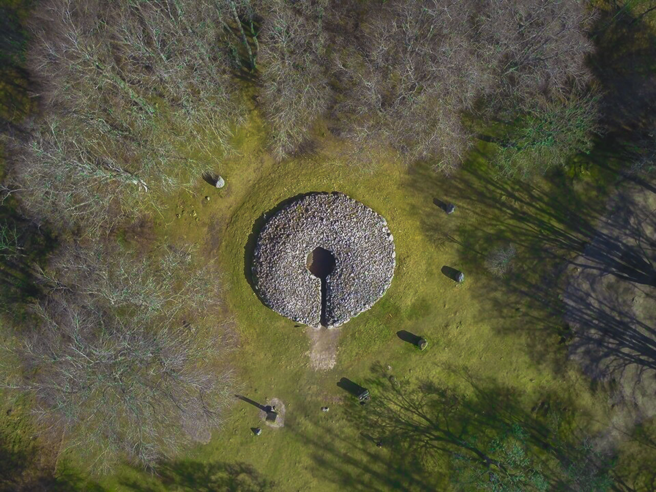 Clava Cairns, Schottland: Steinkreise und ein mysteriöses Portal in die Vergangenheit