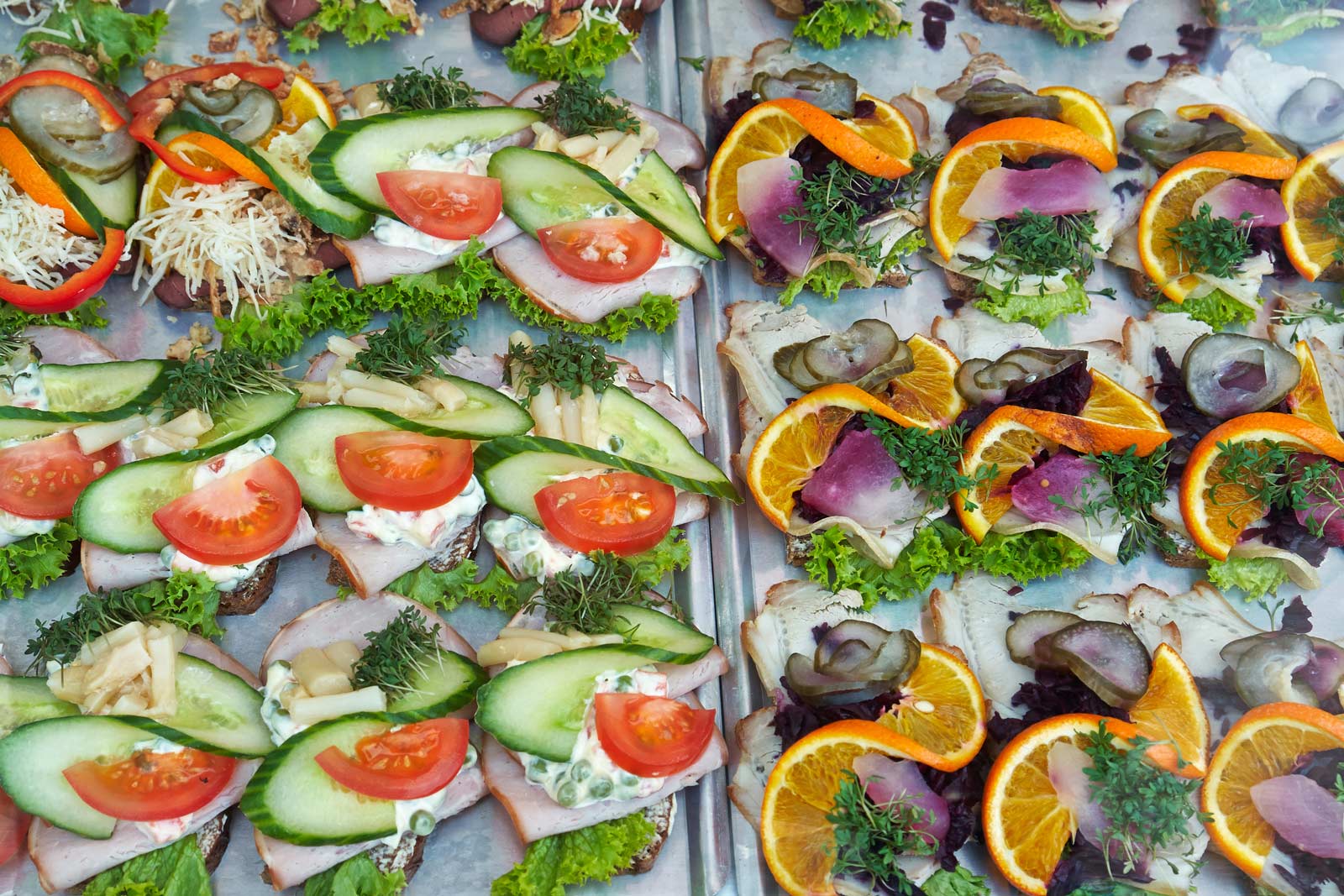 Dänisches Essen – 15 traditionelle dänische Gerichte, die du in Dänemark oder zuhause ausprobieren kannst.