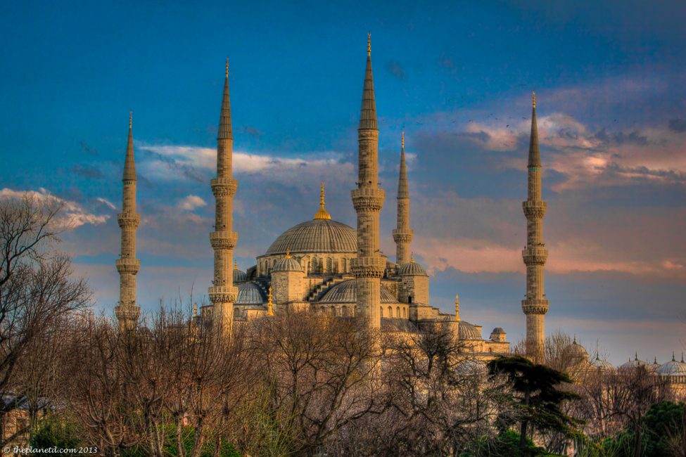 Die Blaue Moschee in Istanbul und Tipps für den Einlass.
