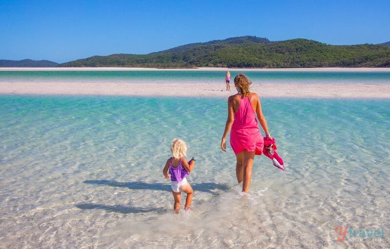 Eine aufregende Tour durch den Whitehaven Beach, Whitsunday Islands.