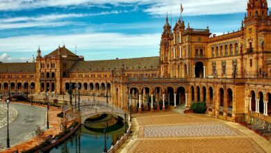 Seville Travel Guide
