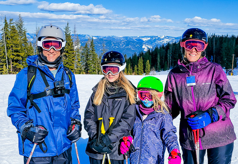 Unser erster Familien-Ski-Trip besucht 3 North Idaho Ski Resorts.