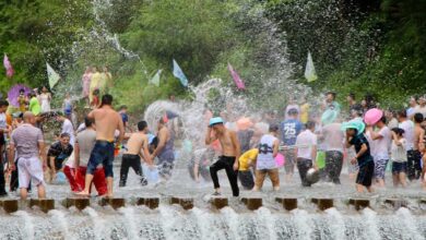 How to Enjoy Songkran (Thai New Year)