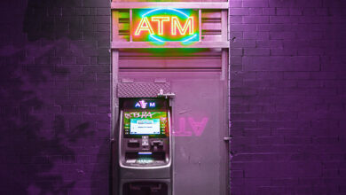 How to Avoid Paying Bank Fees While Traveling