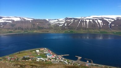 A Lesson in Kindness While Hitchhiking Through Iceland