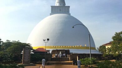 Sri Lankans: Making a Stranger Feel Like Family
